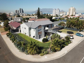 Boardrooms - work - surf - sleep - Accommodation Bloubergrant
